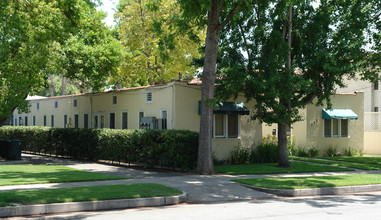 250-252 S Catalina Ave in Pasadena, CA - Building Photo - Building Photo