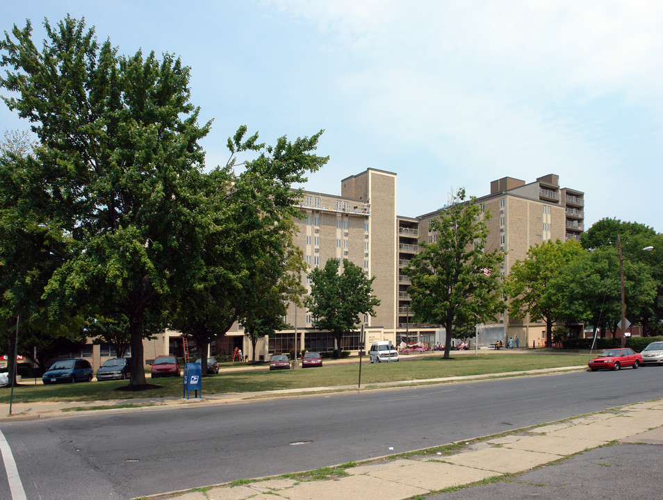 John T. Gross Towers in Allentown, PA - Building Photo