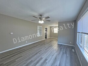 1229 E Berkeley St in Springfield, MO - Building Photo - Building Photo