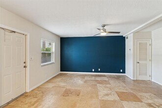 1470 N Dixie Hwy, Unit 4 in Fort Lauderdale, FL - Building Photo - Building Photo