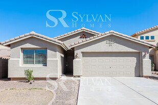 17393 N Carmen Ave in Maricopa, AZ - Building Photo