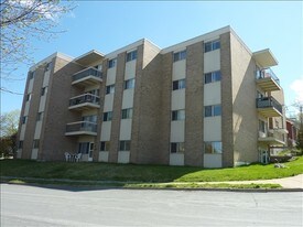 5250 Vestry Street Apartments