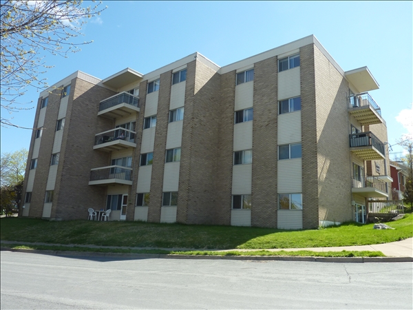 5250 Vestry Street in Halifax, NS - Building Photo