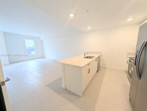 15557 SW 280th St in Homestead, FL - Building Photo - Building Photo