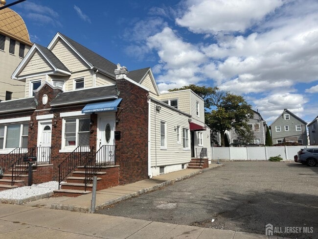 property at 314 Washington St