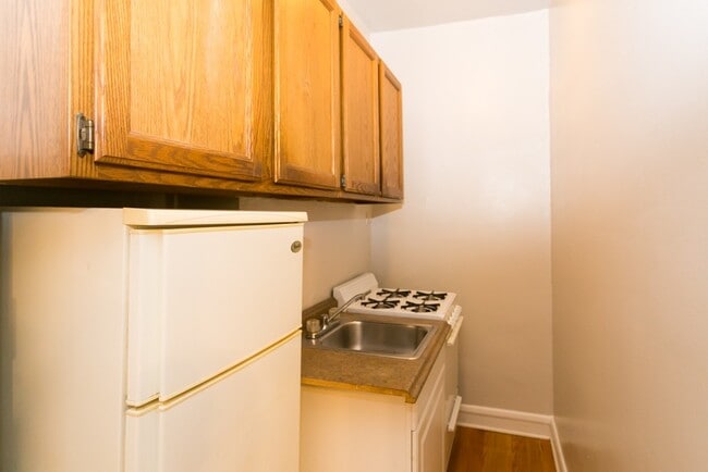 2832 N Burling St in Chicago, IL - Building Photo - Building Photo