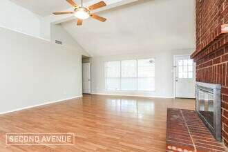 7002 Hawaii Ln in Arlington, TX - Building Photo - Building Photo