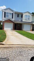 3640 Platina Park Ct in Decatur, GA - Building Photo