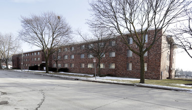 Northport Apartments in Milwaukee, WI - Building Photo - Building Photo