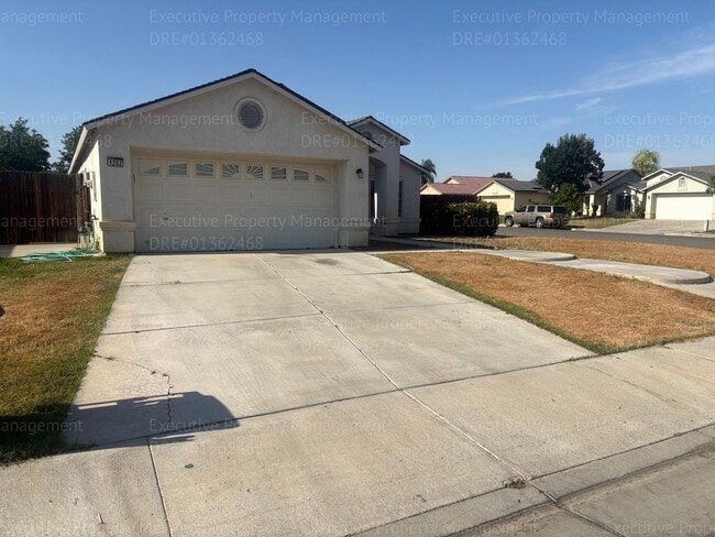 1202 Hadar Rd in Bakersfield, CA - Building Photo - Building Photo