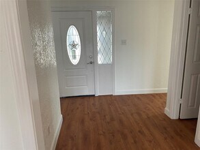 10930 Bob White Dr in Houston, TX - Building Photo - Building Photo