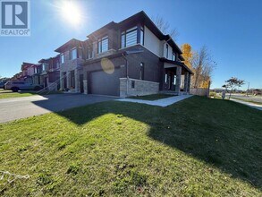 1000 Eider St in Ottawa, ON - Building Photo - Building Photo