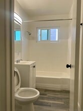 2275 Grand Ave, Unit 3 in San Diego, CA - Building Photo - Building Photo