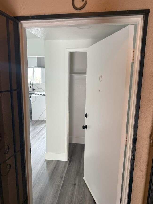 property at 122 N Merrimac Dr