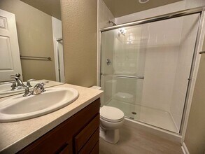 5760 Boston St in Denver, CO - Building Photo - Building Photo
