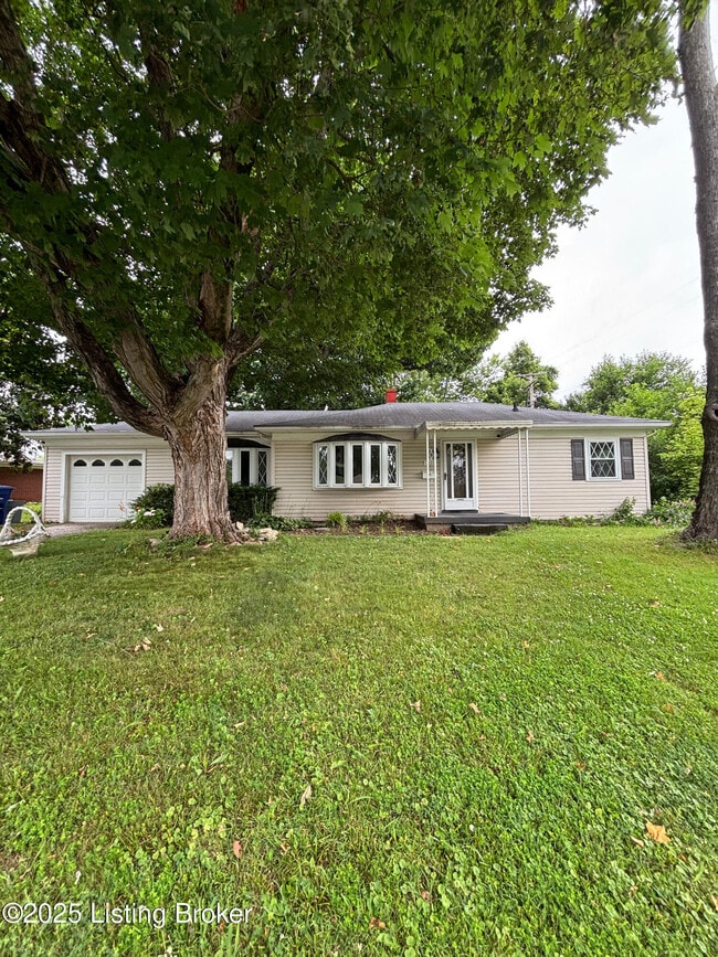 property at 516 Popp Ave