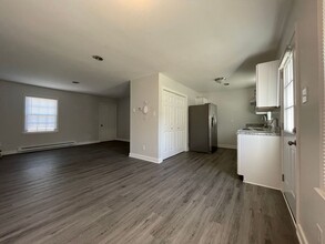 4219 Hickory Rd in Petersburg, VA - Building Photo - Building Photo