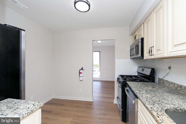 222 Echelon Rd, Unit Echelon Apt -8 in Voorhees, NJ - Building Photo - Building Photo