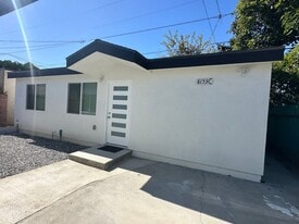 8153 San Juan Ave in South Gate, CA - Building Photo