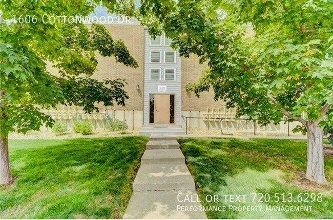 property at 1606 Cottonwood Dr