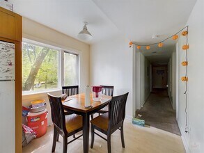 915 Keith Ln in Austin, TX - Building Photo - Building Photo