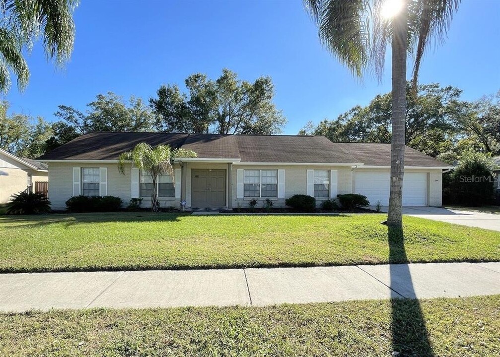 14511 Brentwood Dr in Tampa, FL - Building Photo