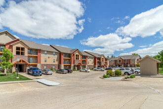 Liberty Park Apartments in St. Robert, MO - Building Photo - Building Photo