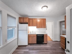 21 Bradwood St, Unit 1 in Boston, MA - Building Photo - Building Photo