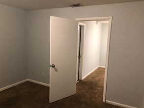 234 Afton Square-Unit -1 in Altamonte Springs, FL - Building Photo - Building Photo