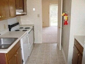 Legacy Sedgefield Townhomes in Greensboro, NC - Building Photo - Building Photo