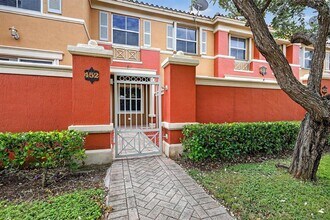 6103 NW 116 Pl in Doral, FL - Building Photo - Building Photo