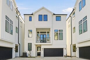 3826 Wilmer St in Houston, TX - Building Photo