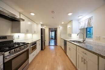 18 Beacon Pl in Melrose, MA - Foto de edificio