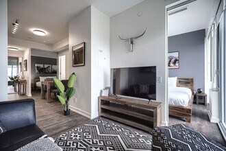 7 Grosvenor St in Toronto, ON - Building Photo - Building Photo
