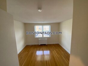 20 Captain Parker Arms-Unit -11 in Lexington, MA - Building Photo - Building Photo