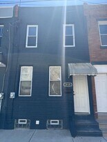 3135 Agate St in Philadelphia, PA - Building Photo