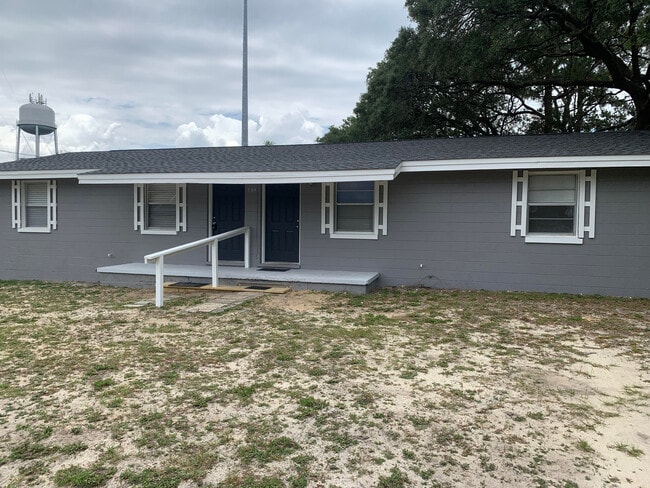 354 Lincoln Ave, Unit B