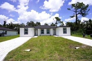 17072 Byron Ave in Port Charlotte, FL - Building Photo