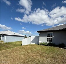 2817 NW 21st Ave in Cape Coral, FL - Building Photo - Building Photo