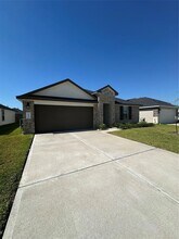 1014 Cattle Chute Ct in Arcola, TX - Building Photo - Building Photo