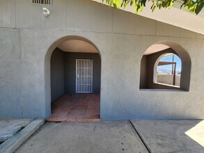 235 Cottonwood St in Las Cruces, NM - Building Photo - Building Photo