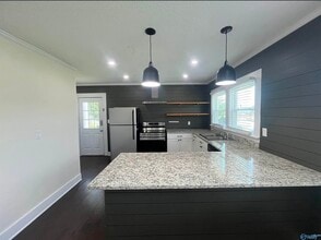 1208 Barkley St SW in Hartselle, AL - Building Photo - Building Photo