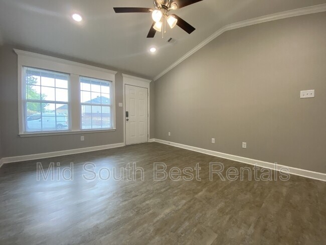 413 Sparrow Rd photo'