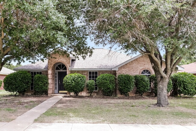 property at 713 Crenshaw Dr