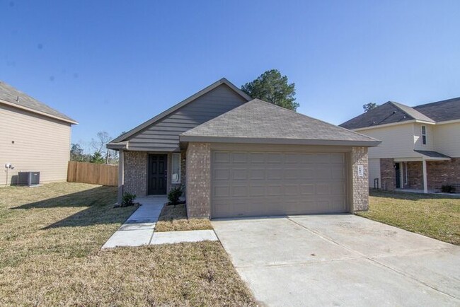 187 Spring Meadows Cir in Willis, TX - Building Photo - Building Photo