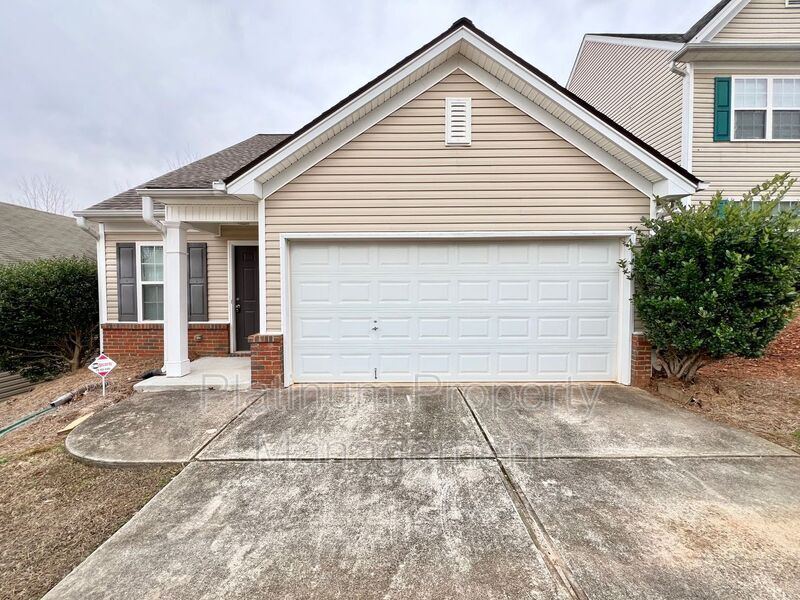 1417 Alcovy Falls Dr SE in Lawrenceville, GA - Building Photo