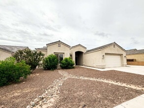10250 E 39th Pl in Yuma, AZ - Building Photo - Building Photo