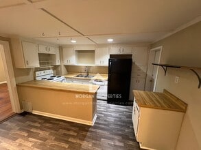 501 Taylor St in Pendleton, IN - Foto de edificio - Building Photo