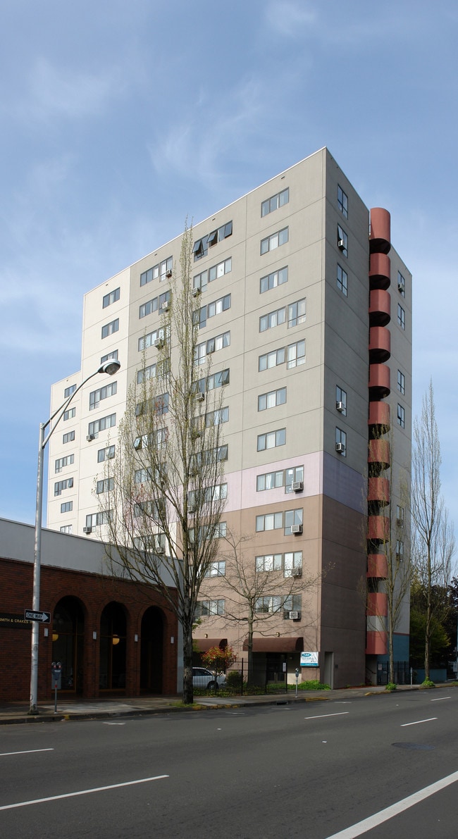 Olive Plaza in Eugene, OR - Building Photo - Building Photo