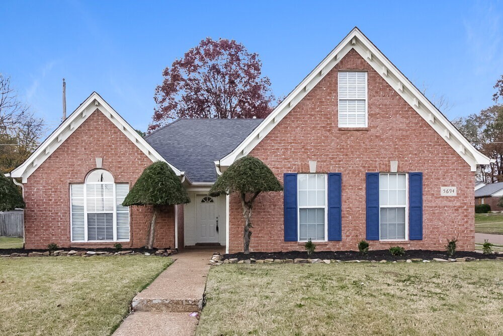 5694 Pecan Trce in Bartlett, TN - Building Photo